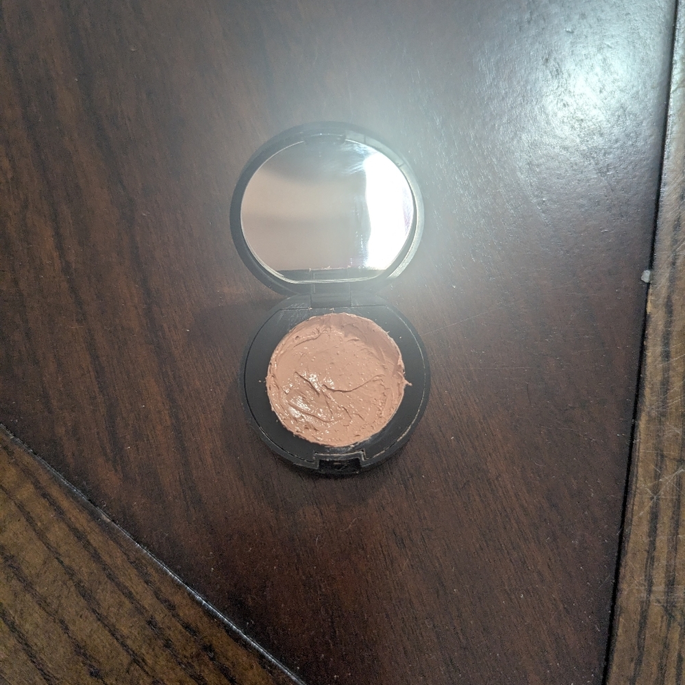 Bobbi Brown Under Eye Corrector - Light Bisque 0.05oz
